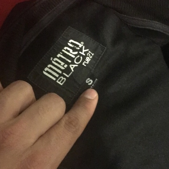 Athletic casual sweater - Picture 2 of 4